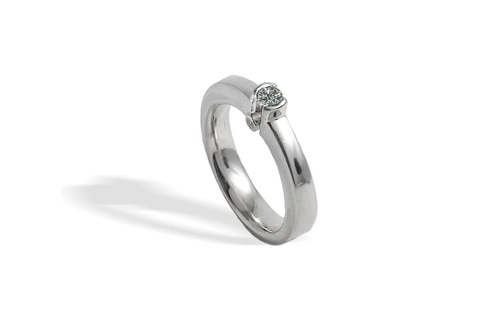 Годежен пръстен от бяло злато с брилянти