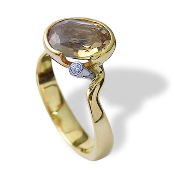 Златен пръстен с Цитрин