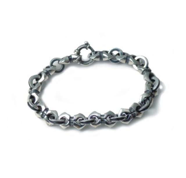 Масивна сребърна гривна