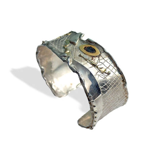 Ръчно изработена сребърна гривна