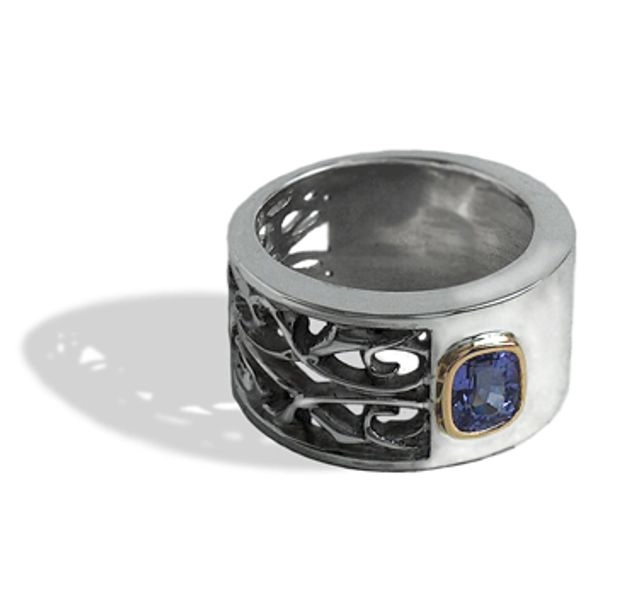 Сребърен пръстен с Танзанит