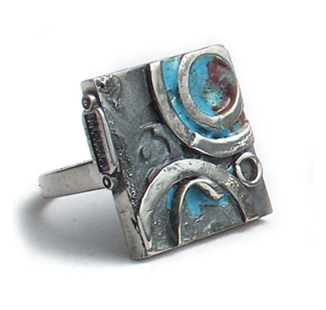 Сребърен пръстен с класически емайли