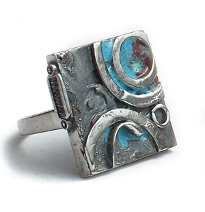 Сребърен пръстен с класически емайли