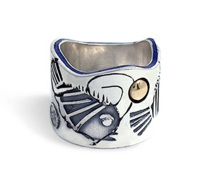 Сребърен пръстен, инкрустиран със злато и емайли от лазурит