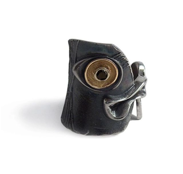 Сребърен пръстен с черен диамант със златен обков 14к