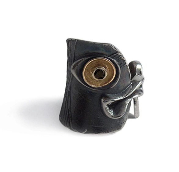 Сребърен пръстен с черен диамант със златен обков 14к