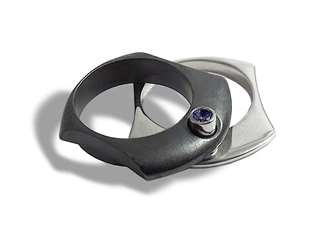 Сребърен пръстен със естествен Сапфир