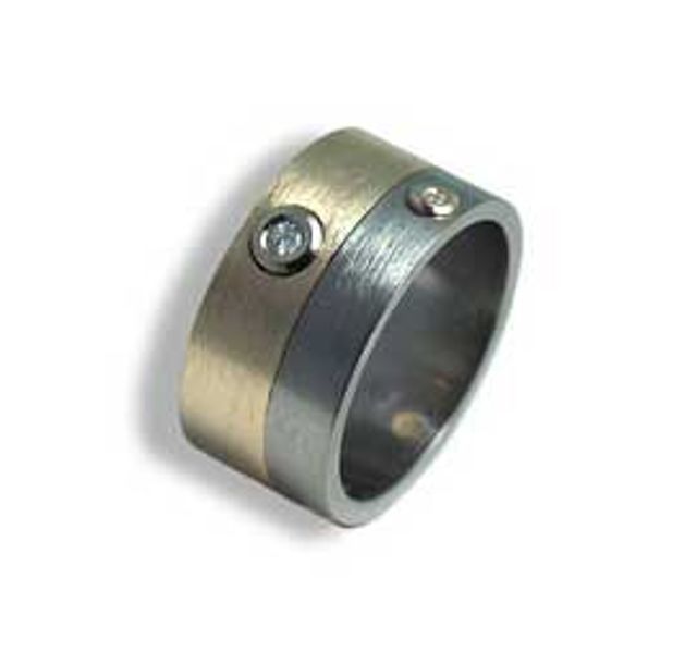 Пръстен от титан и злато с брилянти1