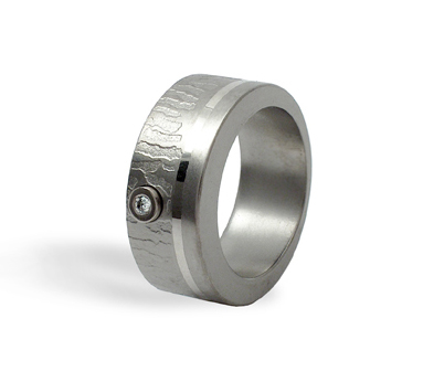 Ръчно изработен пръстен от титан и бяло злато (14k)