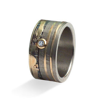 Титан, злато - 14k и брилянт - 2,5 mm